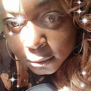 Meet your Posher, Latasha